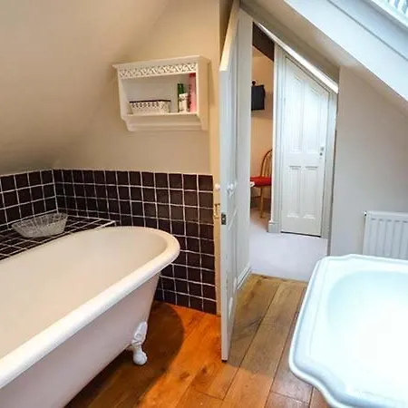 Holiday home Honeypot